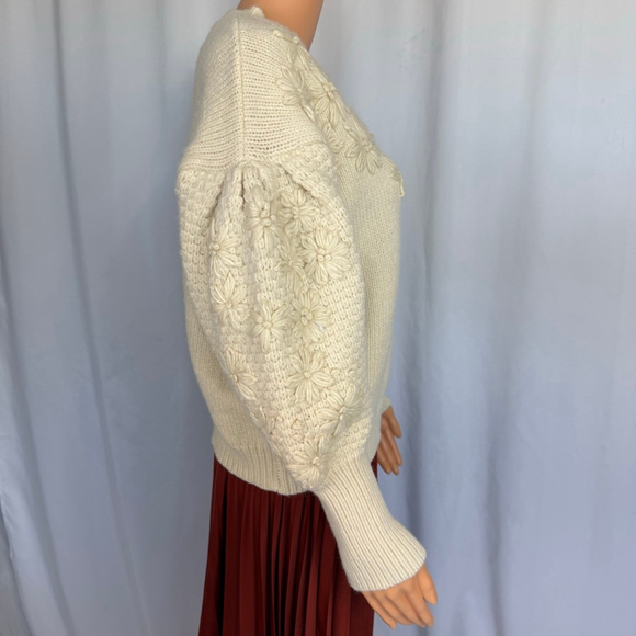 Chicwish Sweater Cream Thick Knit Floral Embroidery Women's S/M Oversized - Picture 2 of 12